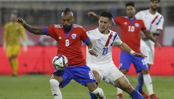 Chile venció por 2-0 a Paraguay en Santiago por las Eliminatorias rumbo a Qatar 2022. (Foto: AFP)