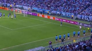 Christian Cueva y la jugada preparada con Bastos que asustó a Gremio