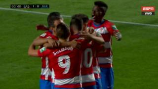 ¡Madrugaron a Junior Firpo! Espantoso error del Barcelona en salida y gol de Granada para el 1-0 [VIDEO]