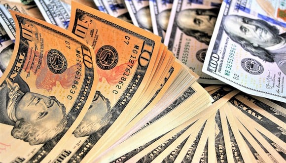 Los cheques de estímulo alcanzan los 1300 dólares (Foto:  Pixabay)
