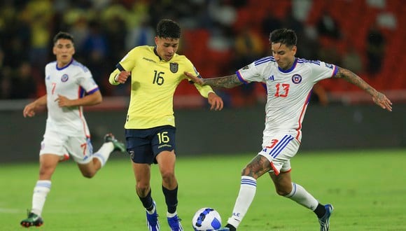 Ecuador vs. Chile en partido por Eliminatorias 2026. (Foto: EFE)