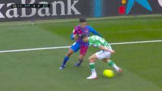 Coutinho se acordó de jugar: la espectacular ‘huacha’ ante Betis que levantó al Camp Nou [VIDEO]