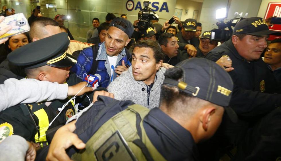 Paolo Guerrero regresó a Brasil. (Francisco Neyra)