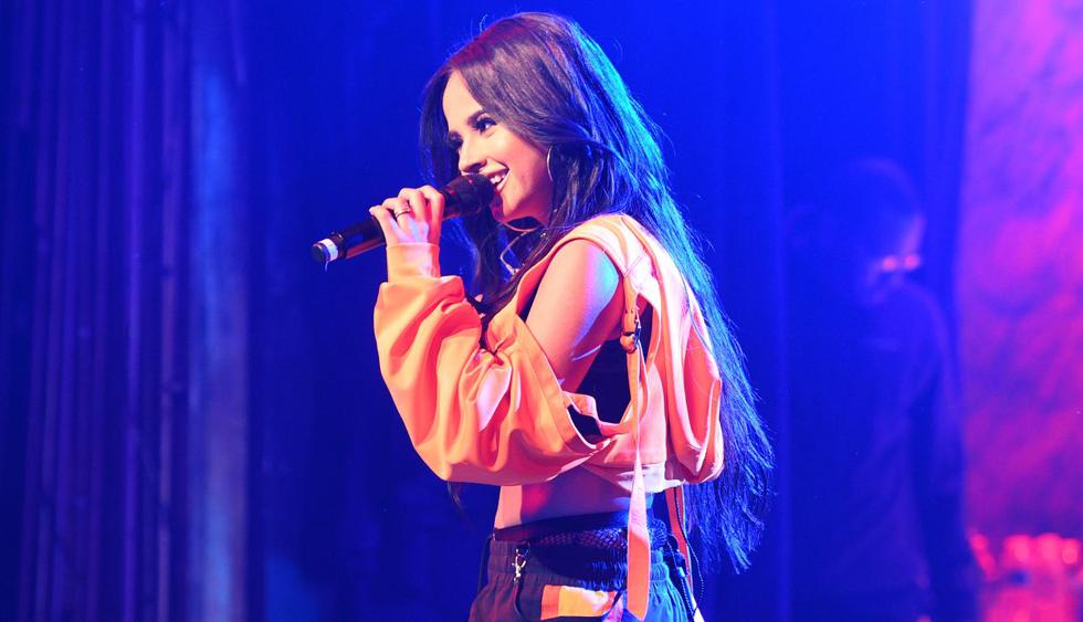 Un video muestra a Becky G enseñándole a su novio a preparar tamales. (Foto: AFP)