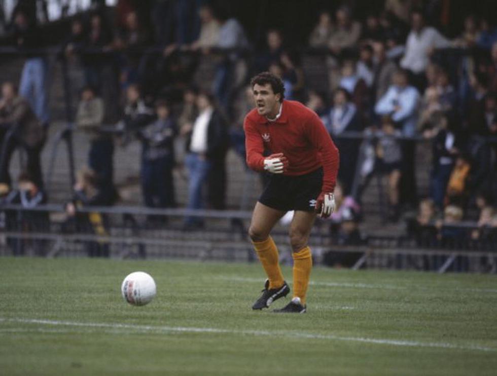 John Burridge ha hecho historia al haber jugado en 29 clubes.