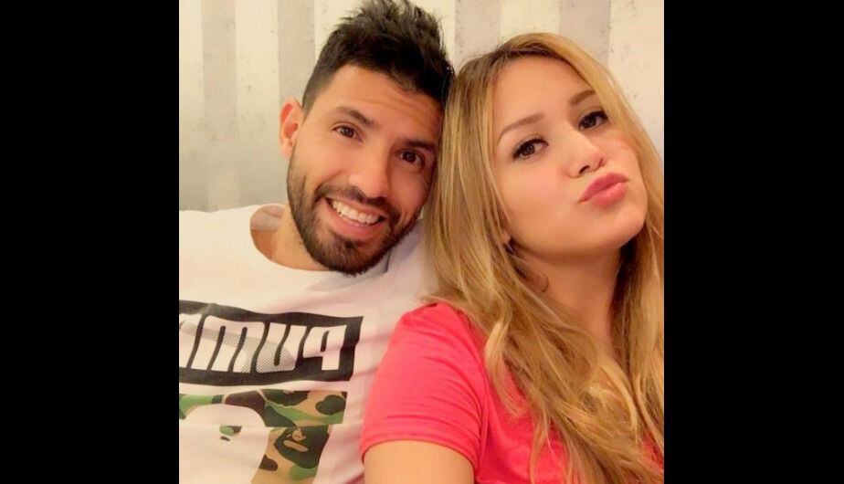 El 'Kun' Agüero y su novia Karina Tejeda asistirán al matrimonio de Messi. Incluso Tejeda cantará en la ceremonia. (Instagram/Kun Aguero)