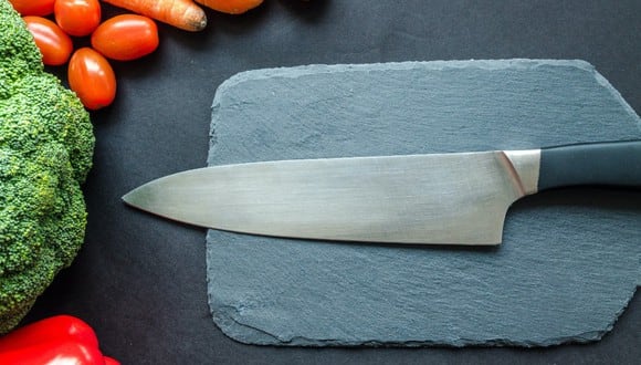 TRUCOS CASEROS | Tips y consejos para lavar, guardar y afilar tus cuchillos de cocina. (Foto: Pexels)