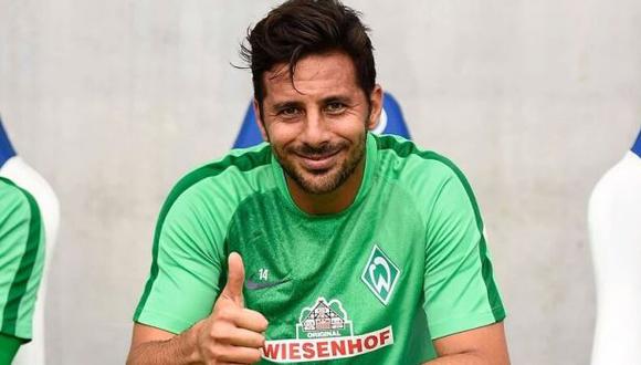 Claudio Pizarro ya tiene 186 goles en la Bundesliga. (Werder Bremen)