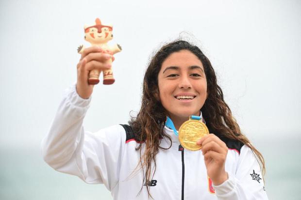 Daniella Rosas con su medalla de oro en Lima 2019. (Difusión)