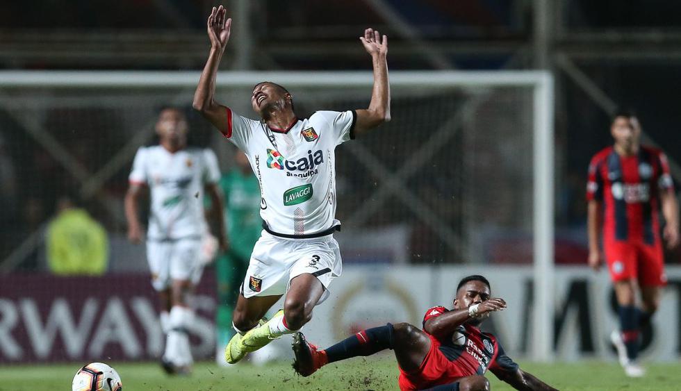 Melgar perdió 2-0 con San Lorenzo por la Copa Libertadores. (Foto: EFE)