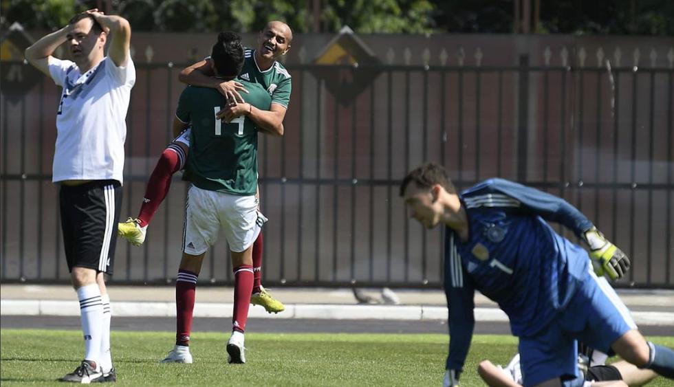 Hinchas de México y Alemania disputaron partido. (@miseleccionmx)
