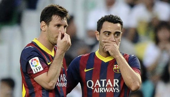 Xavi Hernández y Lionel Messi fueron compañeros en Barcelona durante once temporadas. (Foto: AFP)