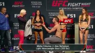 UFC: peleador sorprendió a su novia y le popuso matrimonio ¡en pleno pesaje! (VIDEO)