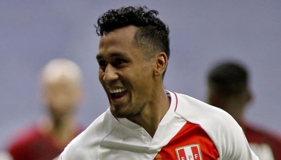 Renato Tapia habló de la interna de la Selección Peruana y las chances de clasificar a Qatar 2022. (Foto: AFP)