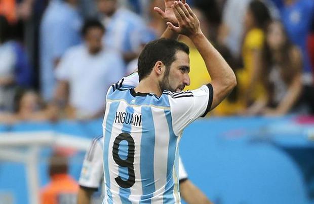 Gonzalo Higuaín marcó el gol que metió a Argentina entre los cuatro mejores de un Mundial después de 24 años. (Foto: Getty Images)