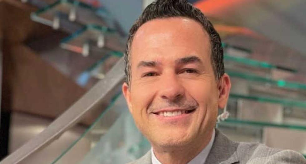 This is Carlos Calderon’s return to television after leaving Desperata America |  uses