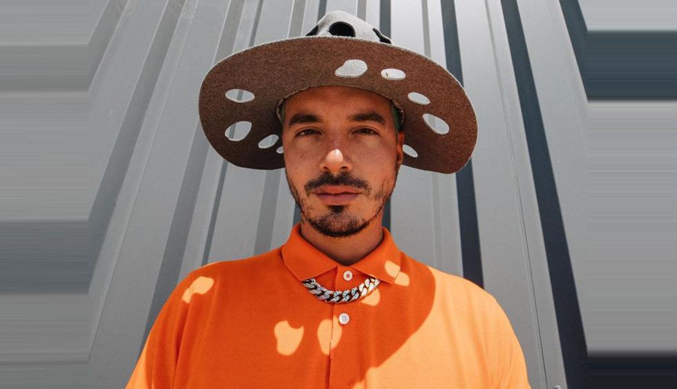 J Balvin imita el paso lunar de Michael Jackson durante concierto en México. (Foto: @jbalvin)