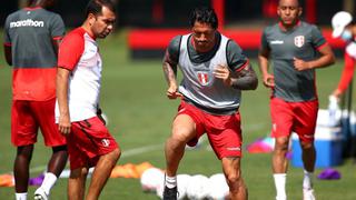 Se pone a punto: Lapadula hizo trabajos diferenciados en el último entrenamiento de la Selección Peruana