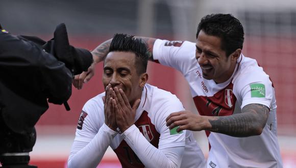 Ver Goles Con Gol De Cueva Y Advincula Peru Gano 2 0 A Ecuador En Quito Por Las Eliminatorias Qatar 2022 Futbol Internacional Depor