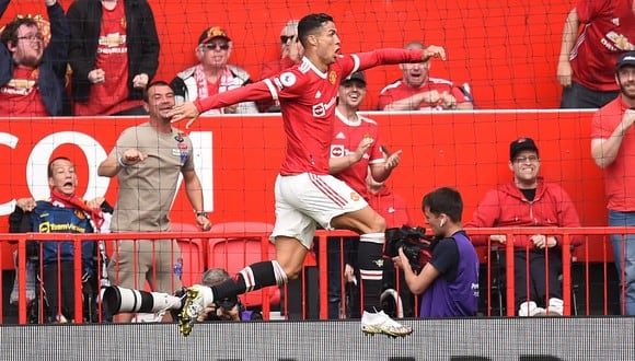 Cristiano Ronaldo marcó dos goles en su regreso al Manchester United. (Foto: AFP)