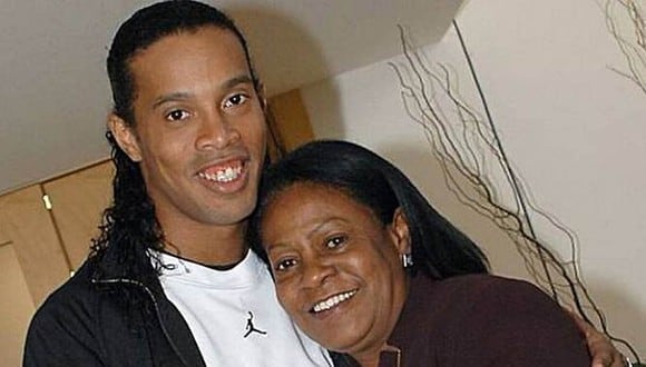 El mensaje de Ronaldinho Gaúcho tras el fallecimiento de su madre. (Foto: Twitter)