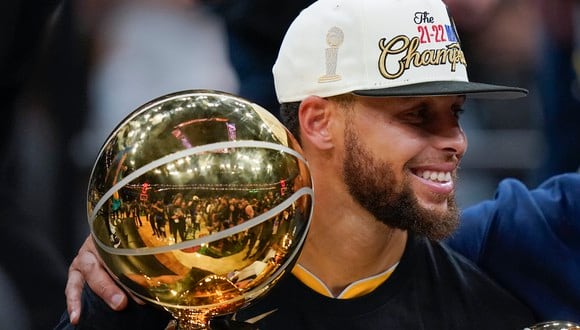 El ‘Chef’ ha ganado cuatro anillos de la NBA, todos con los Warriors. (Foto: AP/Steven Senne)