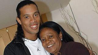 Con conmovedor mensaje: Ronaldinho Gaúcho se despidió de su madre a través de redes sociales