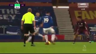 ¡Oh my God! La narración inglesa del golazo de James Rodríguez en el Everton vs Leicester [VIDEO]