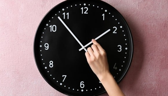 Horario de Invierno 2021: cambios en el reloj y cómo cuidar tu salud de este evento en México. (Pixabay)