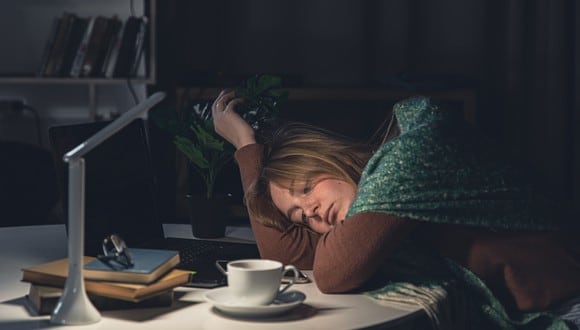 ¿Por qué los adolecentes que duermen poco tienen más riesgos de sufrir obesidad? (Foto: Freepik).