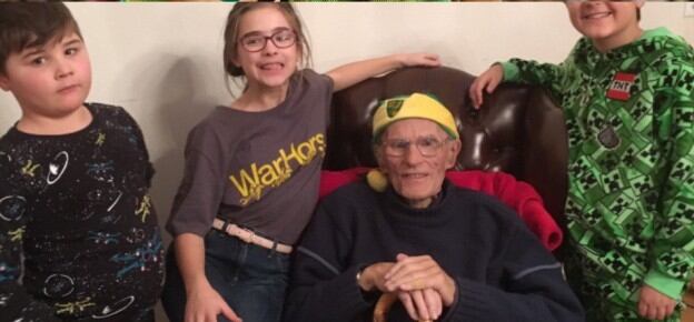 Barrie Greaves, uno de los hinchas más famosos del Norwich City. (Foto: Instagram)