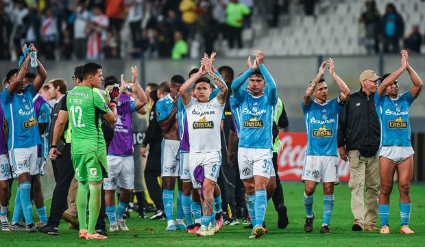 Equipo de Sporting Cristal luego de empatar ante River Plate (Foto: Prensa SC).