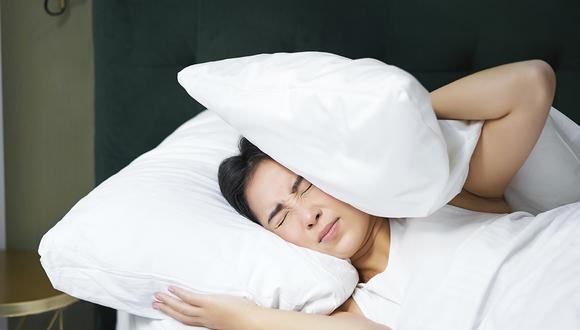 No dormir de forma adecuada puede afectar tu salud. (Foto: Freepik)