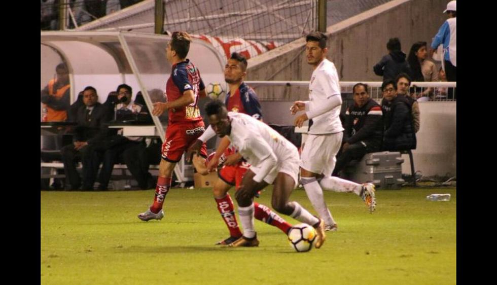 Mira las mejores postales del juego entre Liga de Quito y El Nacional. (@LDU_Oficial)