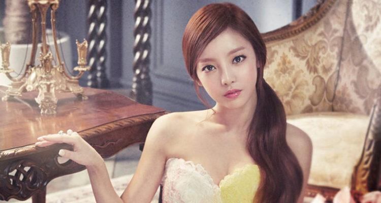 Mencionaba que sus colores favoritos eran el color rosa y el negro. (Foto: Koreaboo)