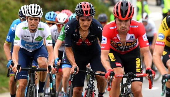 Primoz Roglic ganó la Etapa 13 de la Vuelta de España y recuperó el maillot rojo entre Muros y Mirador de Ézaro. (Twitter)