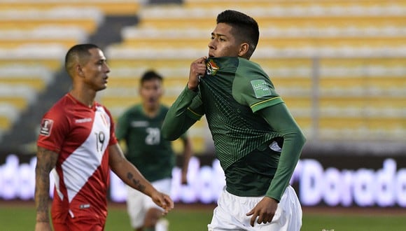 Con gol de Ramio Vaca, Bolivia ganó 1-0 a Perú en La Paz por la fecha 5 de las Eliminatorias. (Foto: AFP)
