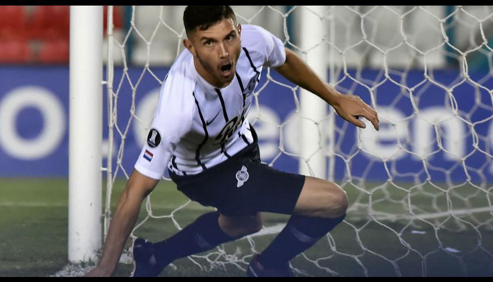 Libertad goleó a Universidad Católica en el estreno del Grupo H de la Copa Libertadores. (Agencias)