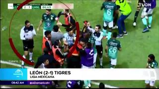 Santiago Ormeño tuvo fuerte cruce con rival en el duelo León vs. Tigres por la Liga MX