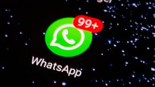 ¿Por qué no me llegan los mensajes de WhatsApp hasta que abres la app? AQUÍ la solución
