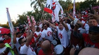 Perú vs. Croacia: hinchas realizaron banderazo afuera de la concentración en Miami [VIDEO]