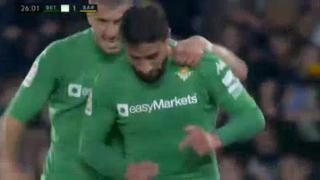 Vidal, el máximo responsable: Arturo perdió el balón y Fekir firmó un golazo para el 2-1 del Betis sobre Barcelona [VIDEO]