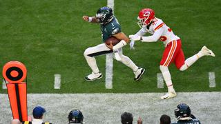 Mahomes lleva a los Chiefs a la gloria y ganan el Super Bowl ante los Eagles