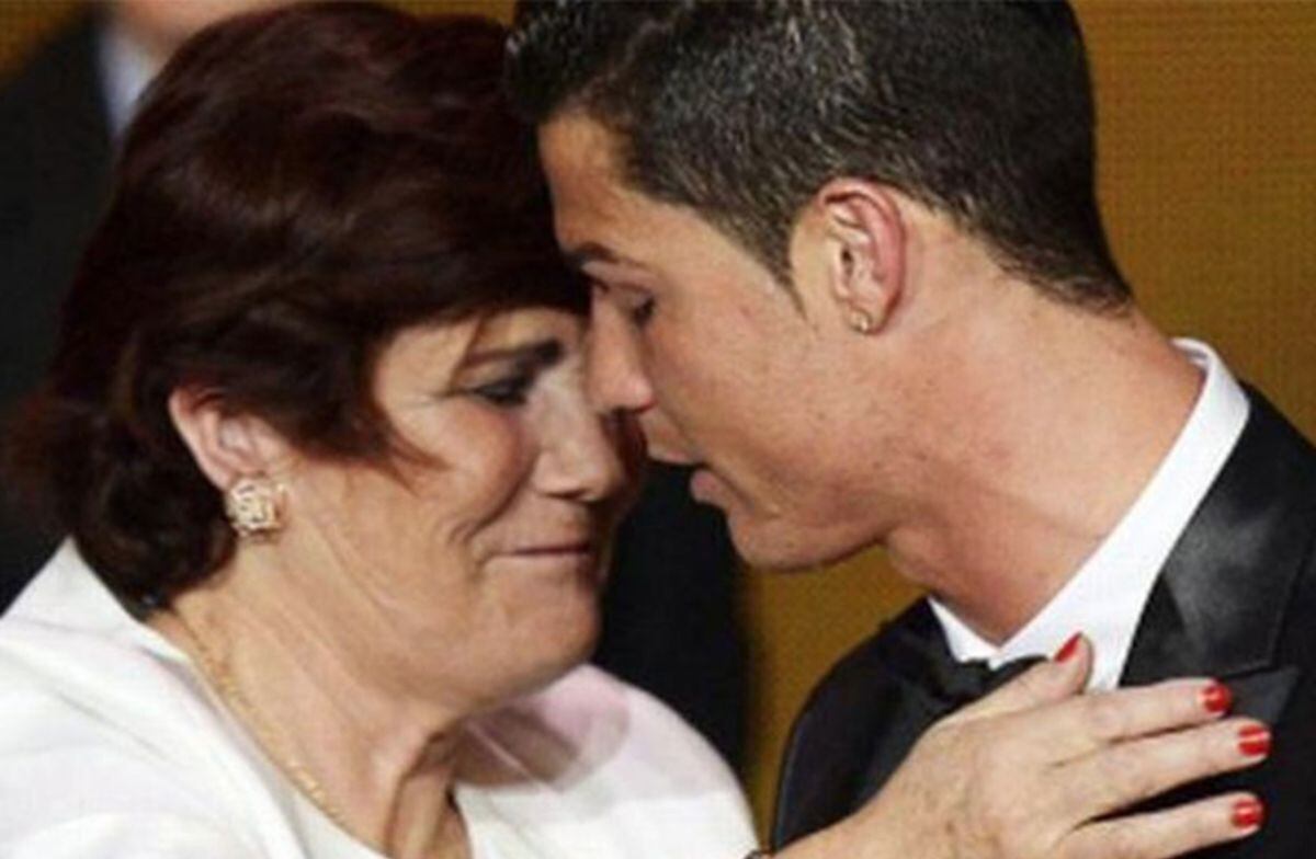 Cristiano Ronaldo arribó este martes a Madeira para visitar a su madre en el hospital. (Foto: Agencias)