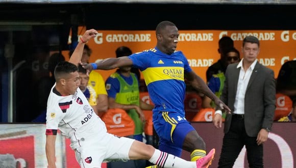 Luis Advíncula jugó los 90 minutos en el 'Xeneize'. (Foto: Boca Juniors)