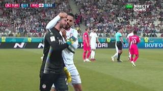 Dos atajadones, lesión y lágrimas: Mouez Hassen, arquero tunecino solo jugó 12 minutos [VIDEO]