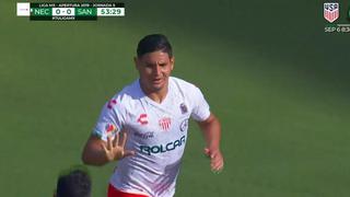 ¡Inatajable! Golazo de Maxi Salas para el 1-0 de Necaxa sobre Santos por la Liga MX [VIDEO]