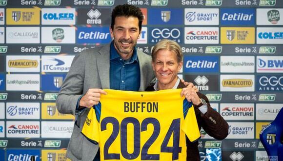 Buffon renovó contrato con el Parma y jugará hasta los 46 años
