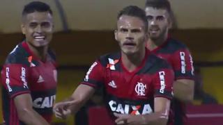 ¿Amenaza su titularidad?: René, suplente de Trauco, marcó un golazo en el Torneo Carioca