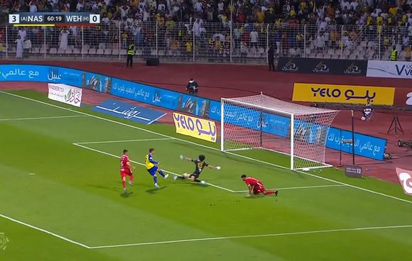 Cuarto gol de Cristiano Ronaldo para el 4-0 de Al Nassr vs. Al Wehda. (Video: @SPL / Twitter)